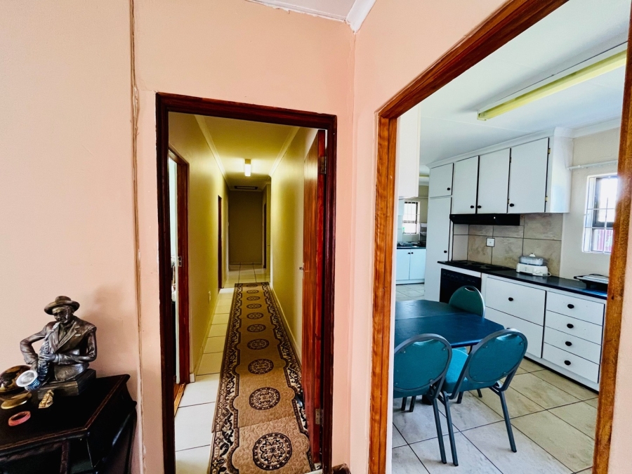To Let 3 Bedroom Property for Rent in Bainsvlei Free State